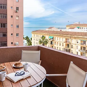 https://malaga-center-flat-beach-terrace.hotelsinnerja.org
