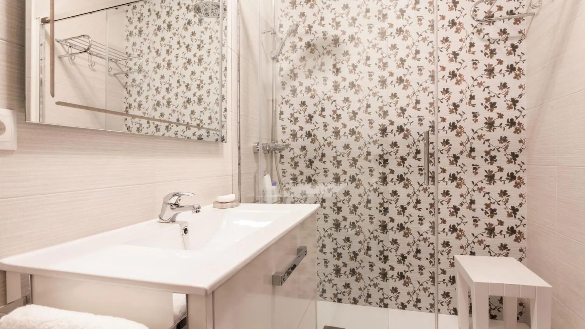 Apartamento Con Solera En El Corazon De Triana Seville Apartment